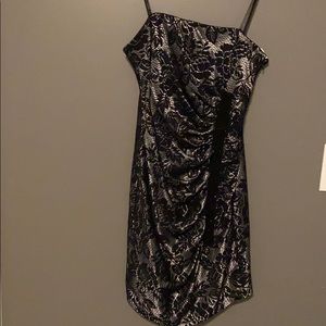 Laundry by Shelli Segal strapless dress